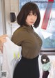 Moe Iori 伊織もえ, Gessan ゲッサン 2022.03 P5 No.284fc3 Image No. 3